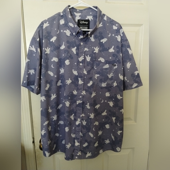 RSVLTS MEN'S DISNEY100 “HIYA PAL!” SHORT SLEEVE BUTTON-UP SHIRT SIZE XXL.